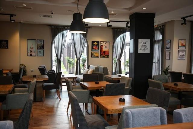 Cafe Restaurant The Castel